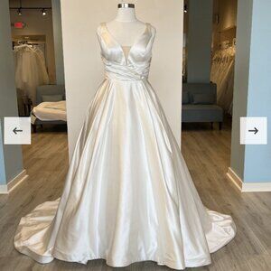 Wedding Dress Size 22